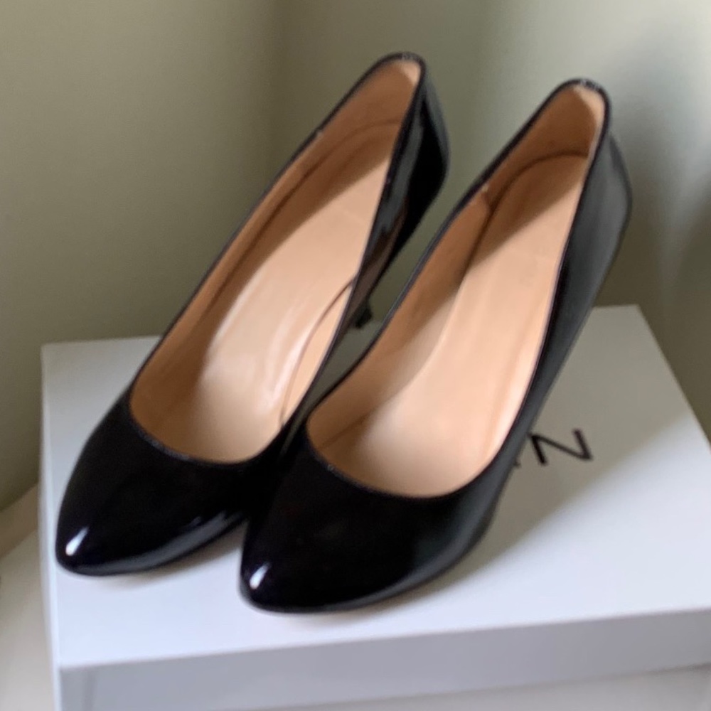 St John Juanita Heels/Pumps Black Patent Leather 9